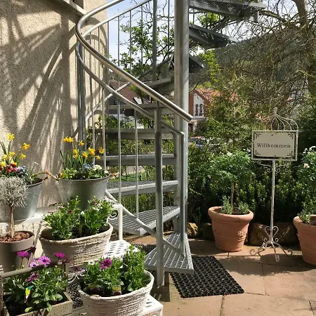 ゲストハウス Mit 3 Zimmern 3*