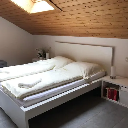 Mit 3 Zimmern Casa de hóspedes